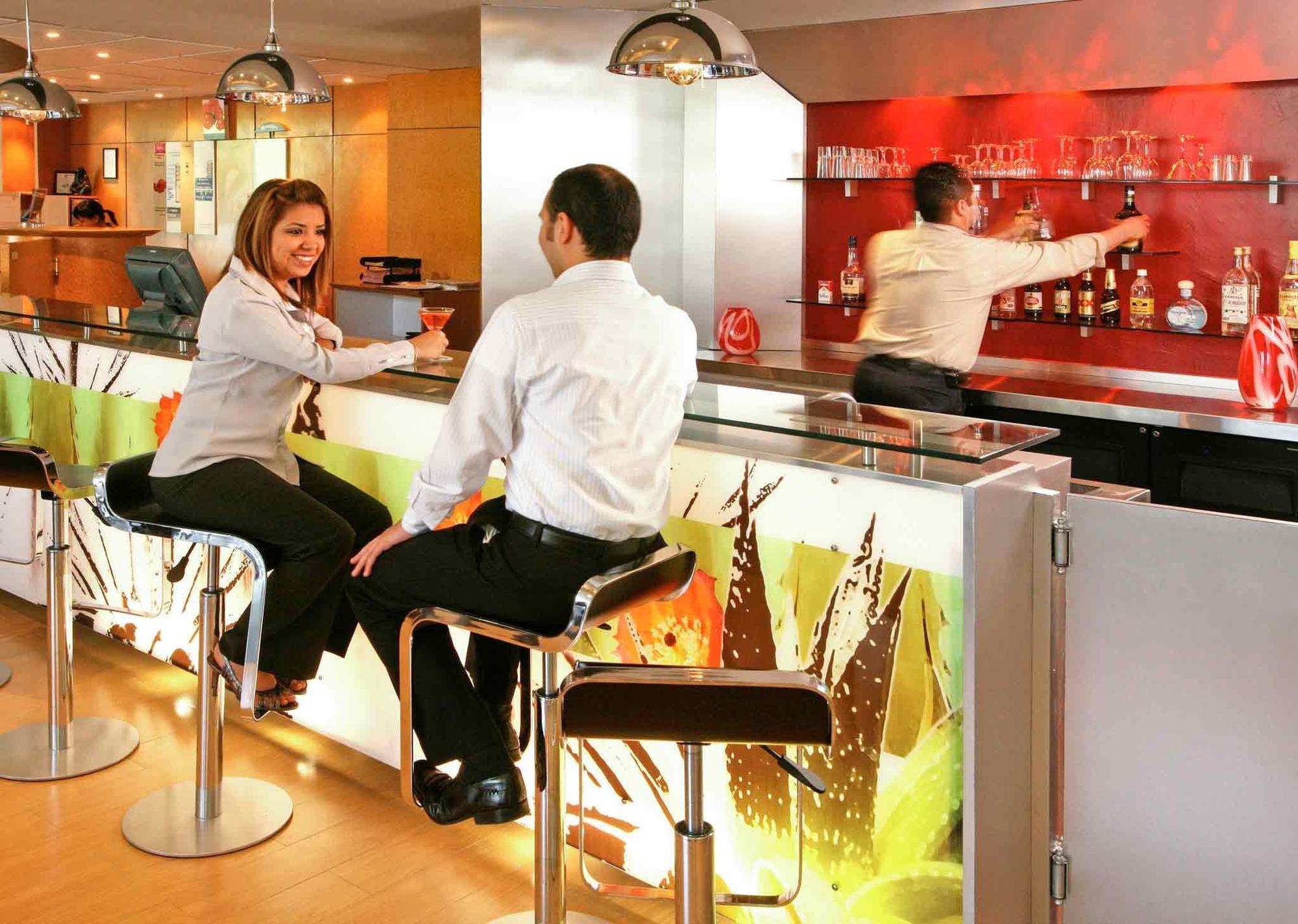 Ibis Monterrey Valle San Pedro Garza Garcia Екстер'єр фото