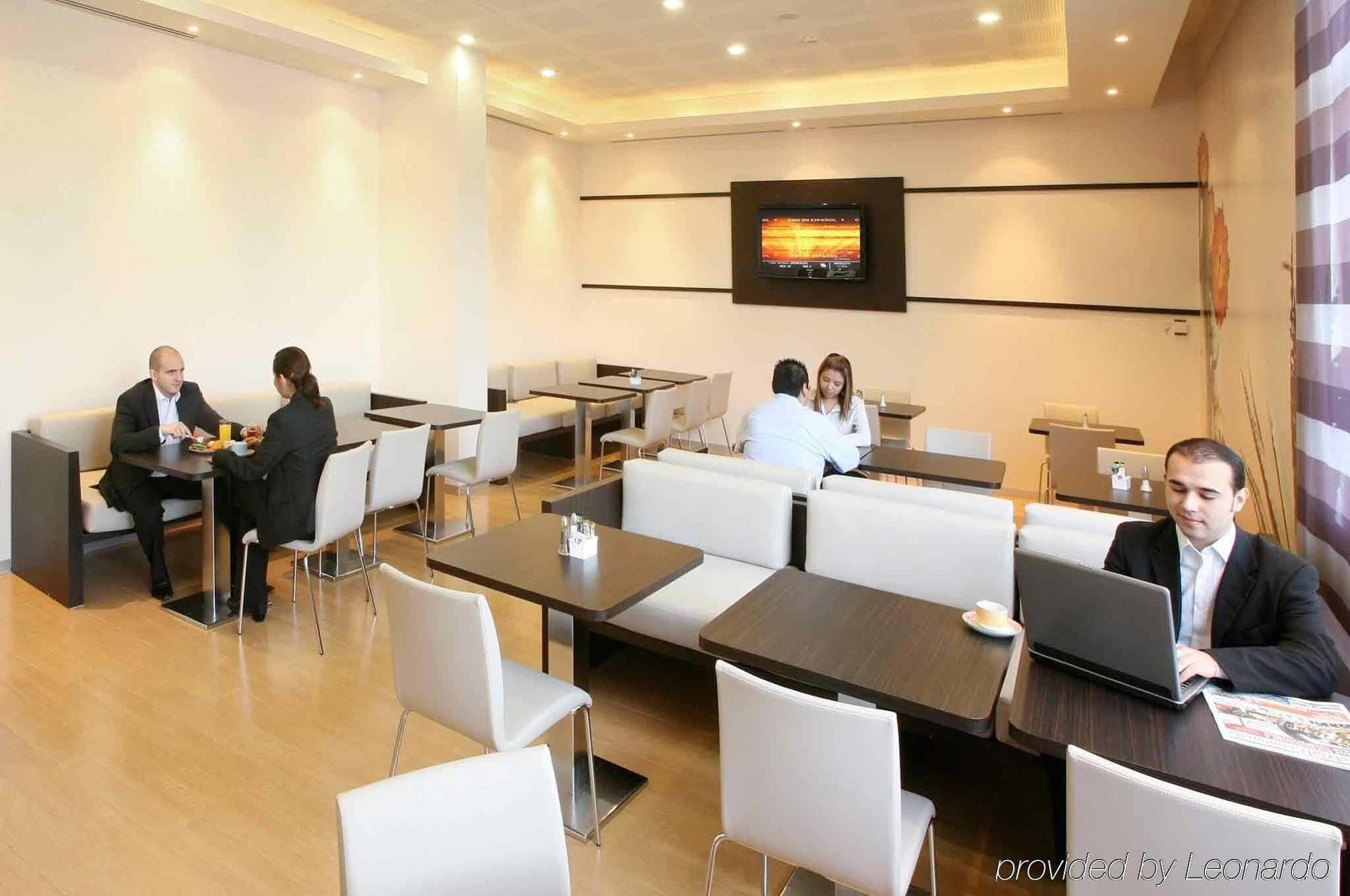 Ibis Monterrey Valle San Pedro Garza Garcia Екстер'єр фото